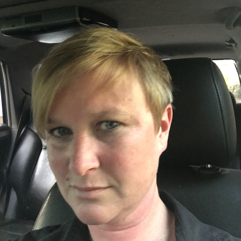 Meet your Posher, Kelli